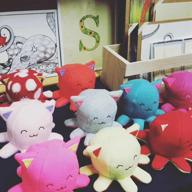 Taneko Says Hello table booth display at Downriver Indie Craft Fair